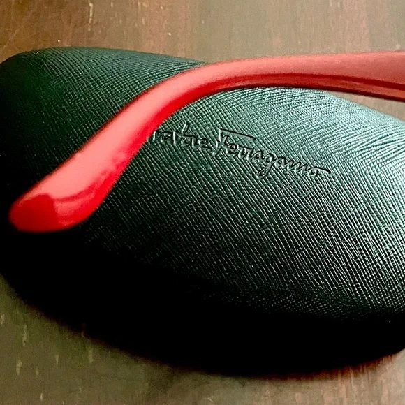 Salvatore Ferragamo Red/Black/Gold Tortoiseshell oversized Sunglasses - Picture 12 of 15